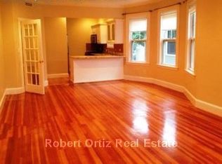 40 Maple Ave #2, Cambridge, MA 02139