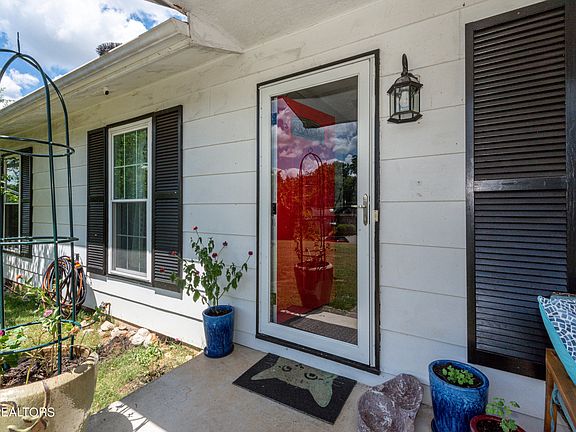 2nd image of 7709 Queensbury Dr