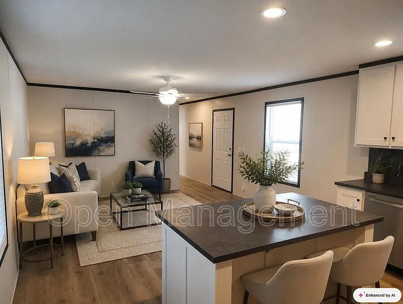 3 bed, 2.0 bath, 1120 sqft, $1,049 — Photo 4