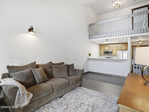 4th image of 848 N Chase Rd APT 205