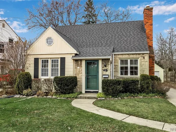 146 Willow Breeze Rd, Buffalo, NY 14223