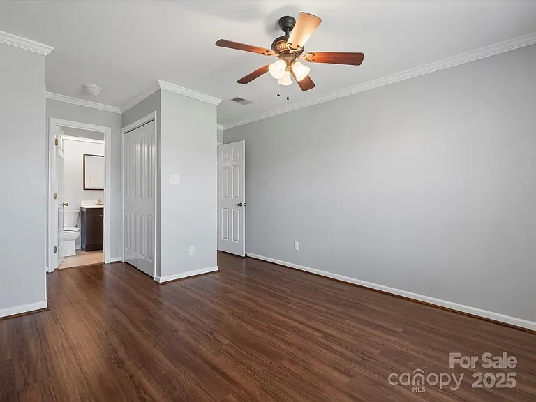 9404 S Vicksburg Park Ct — Photo 15