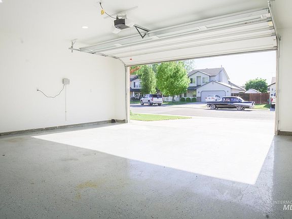 4th image of 4512 S Wildbrook Ave