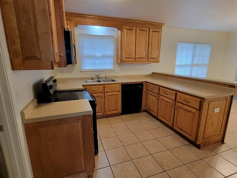 107 Highland St — Photo 3