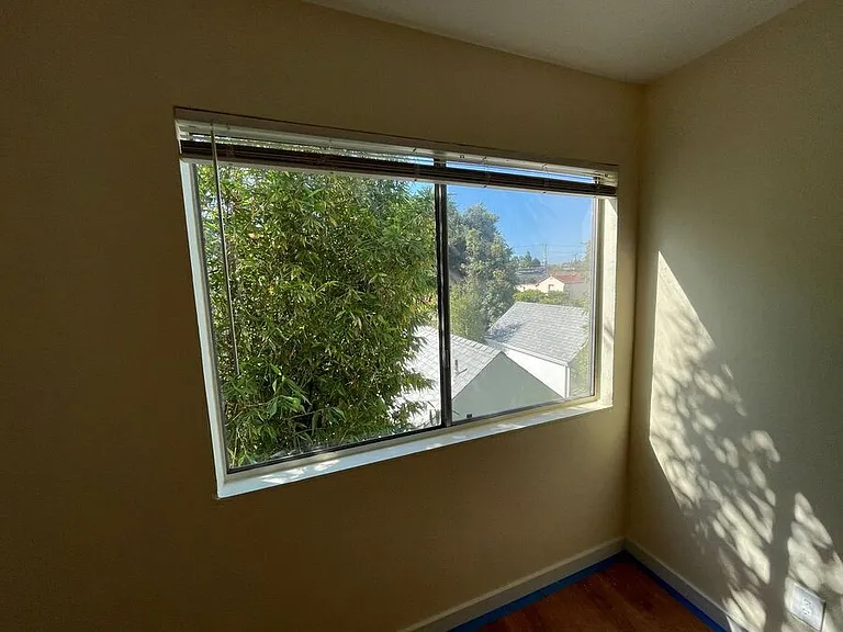 410 Evelyn Ave — Photo 13