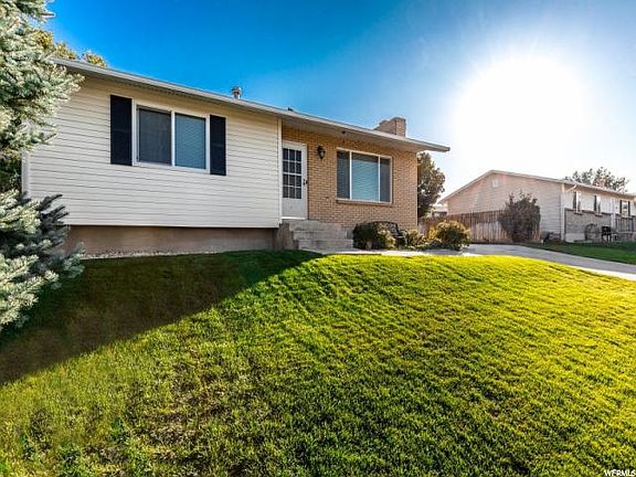 2nd image of 6633 W Castle View Dr