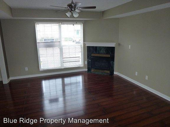 2nd image of 202 Waterford Ct