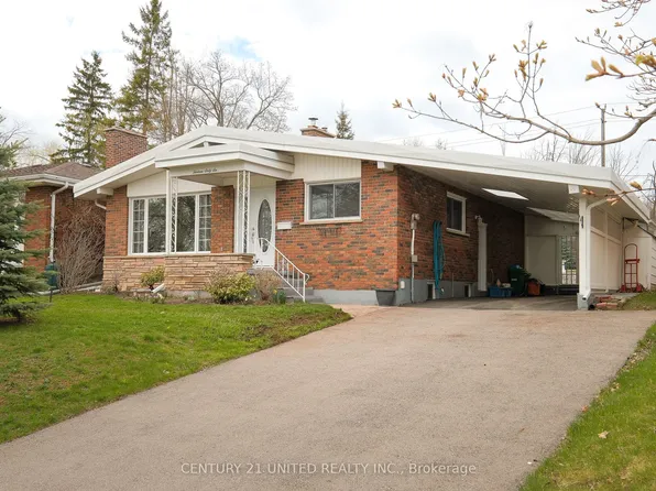 1366 Leighton Rd, Peterborough, ON K9H 6W6