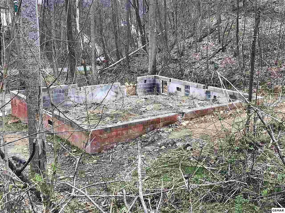 1st image of 459 Wiley Oakley Lot 459