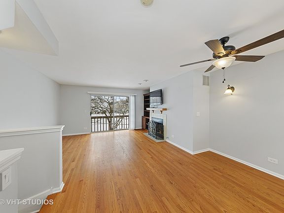 4th image of 891 W Saint Johns Pl Unit 1