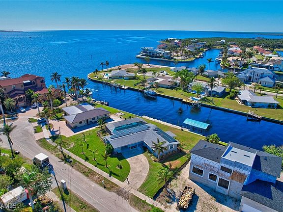 2nd image of 250 Bangsberg Rd SE