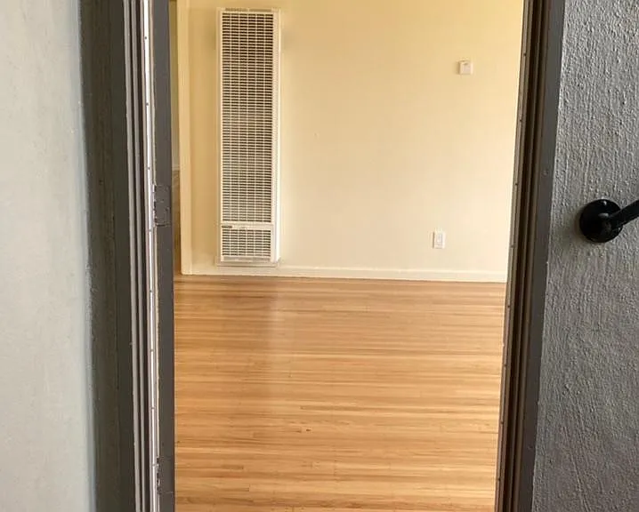 1515 Pershing Dr #C — Photo 2