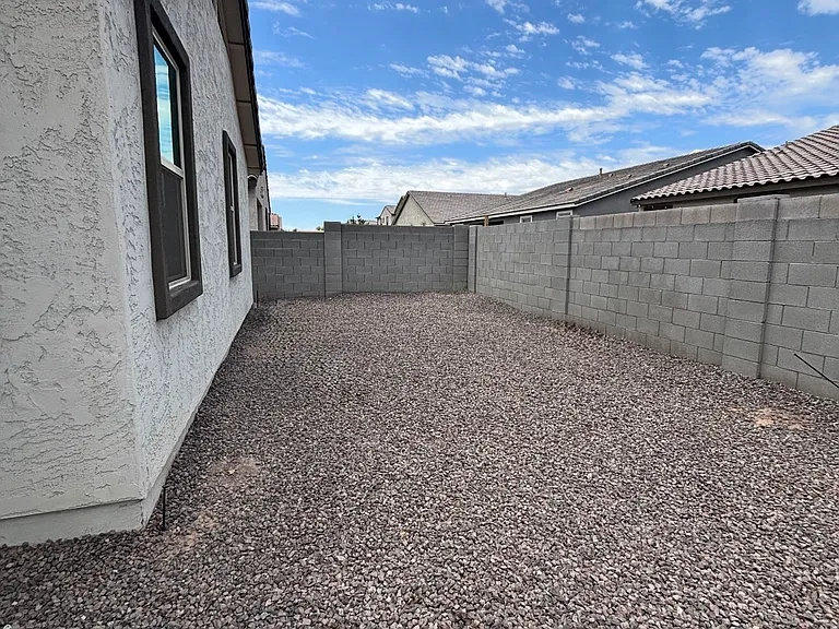 10958 W Taylor St — Photo 4