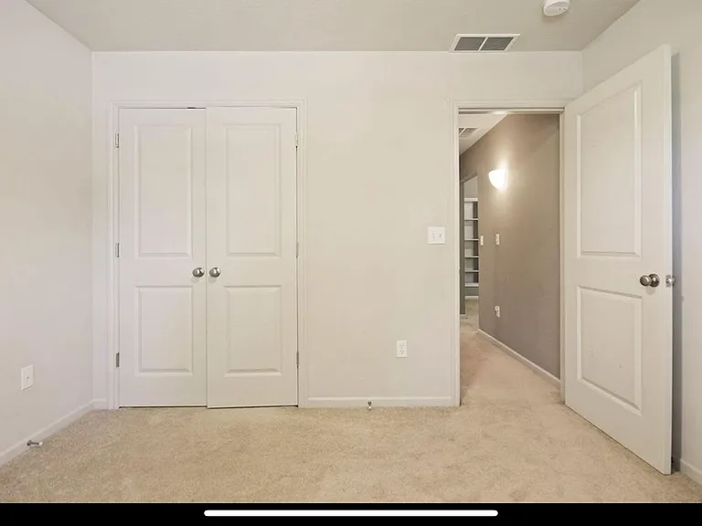 401 Hickman Ave — Photo 2