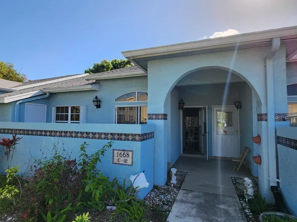 1668 SE Green Acres Circle #102, Port St Lucie, FL 34952