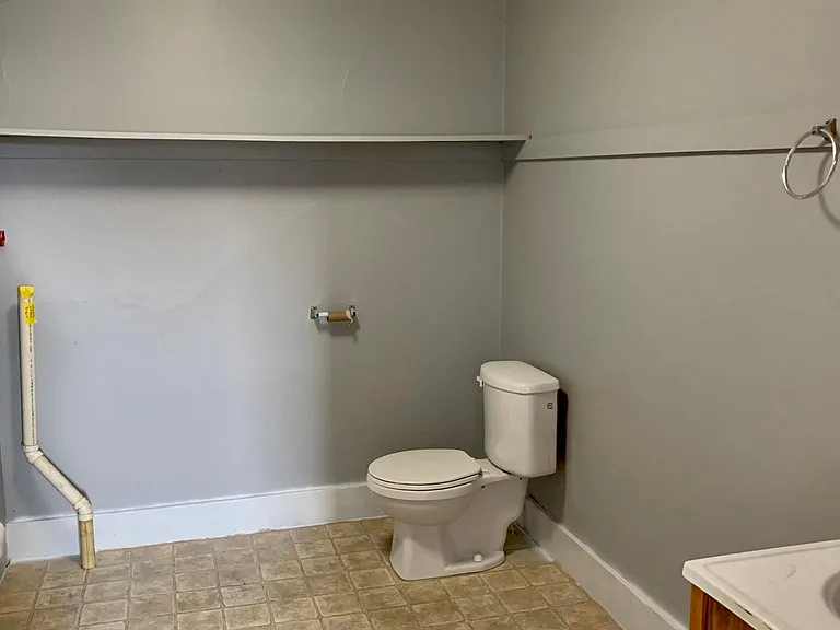 3550 Marietta Ave — Photo 9
