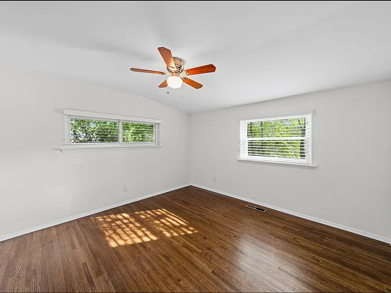 4220 Firwood Ln — Photo 20
