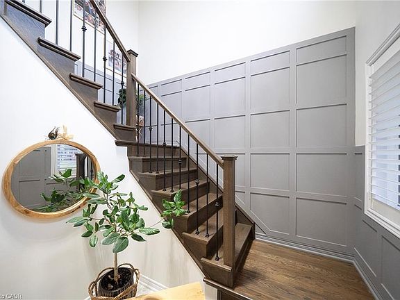 4th image of 73 Eleanor Ave