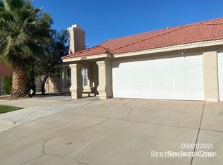 38735 Desert Flower Dr, Palmdale, CA 93551