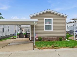 314 Lazy Acres Ln, Belton, MO 64012