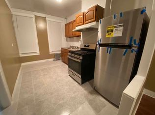 68-23 62nd St #2A, Ridgewood, NY 11385