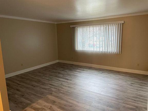 4th image of 2030 Chateau Ct APT 5