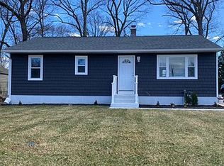 68 Parkview Dr, Plantsville, CT 06479