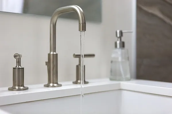 Rented by Greystar | media 9