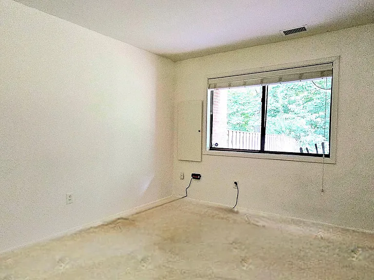 8729 Sheridan Farms Ct — Photo 43