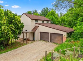 326 Grebner Rd, Metamora, IL 61548