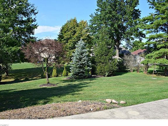3rd image of 3181 Vezber Dr
