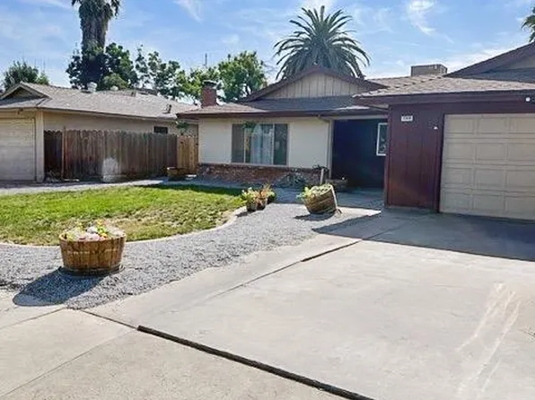 1319 Adler Dr, Clovis, CA 93612