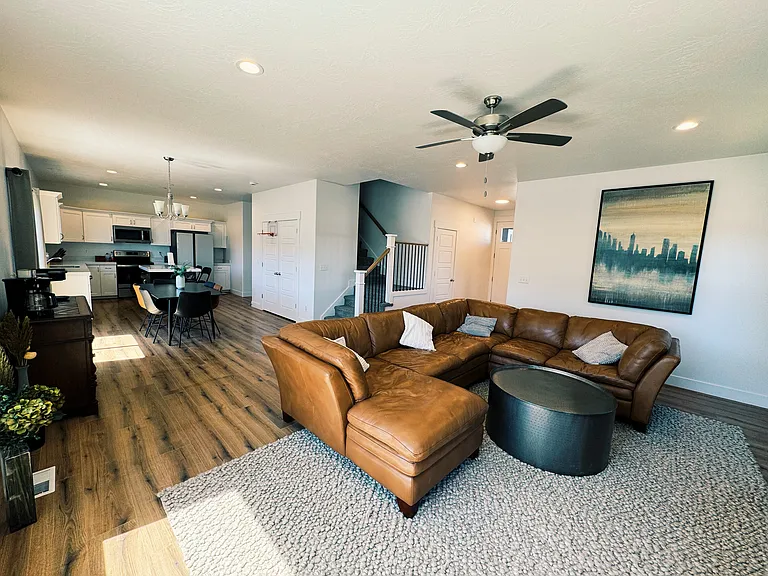 4536 E Silver Moon Dr — Photo 1
