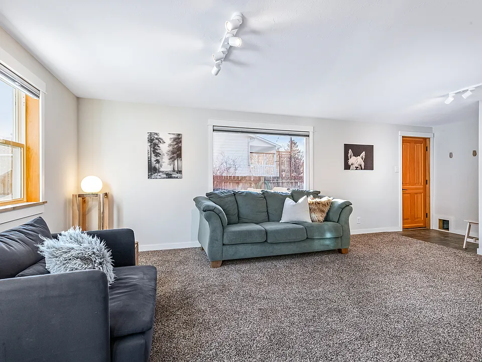 513 State St #1/2