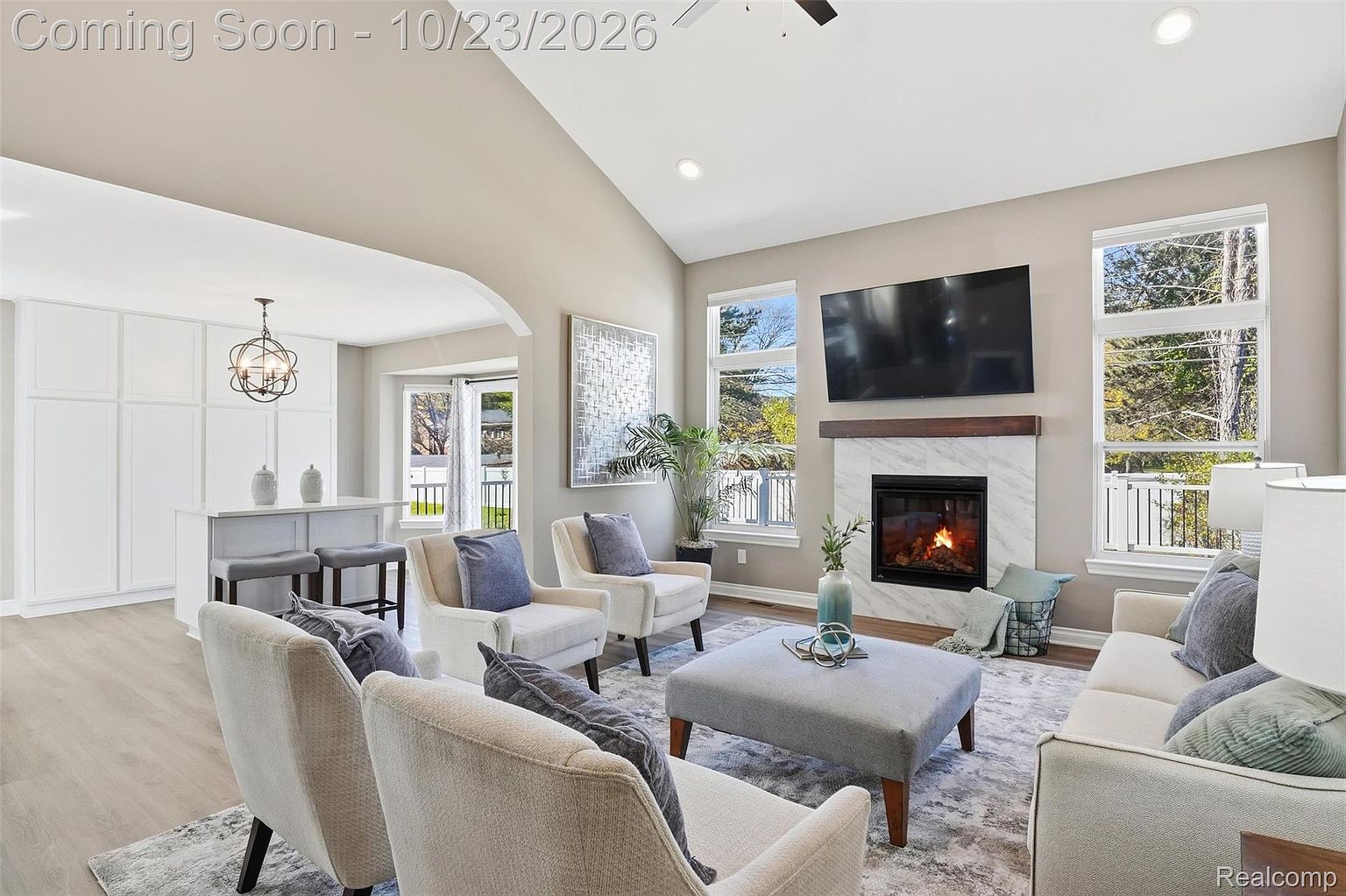20245 Sunset St, photo 25