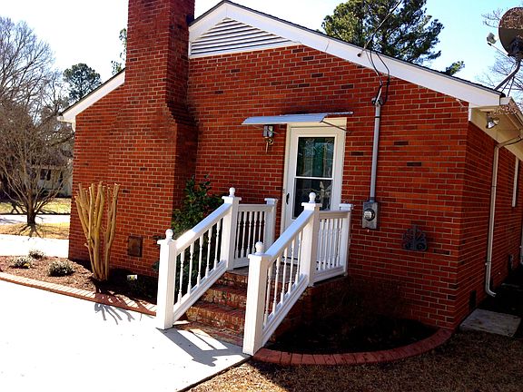 Polk_sideenterance.JPG 2014-02-14