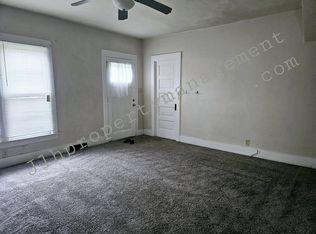 9 E Jefferson St #0, Freeport, IL 61032