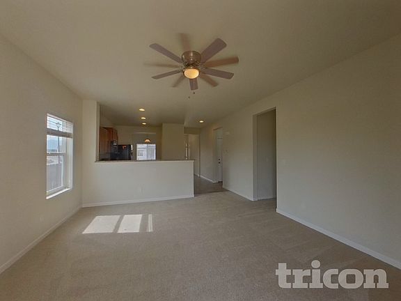 3rd image of 6585 Kearsarge Dr
