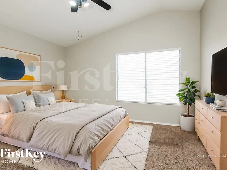 7570 W Comet Ave — Photo 11