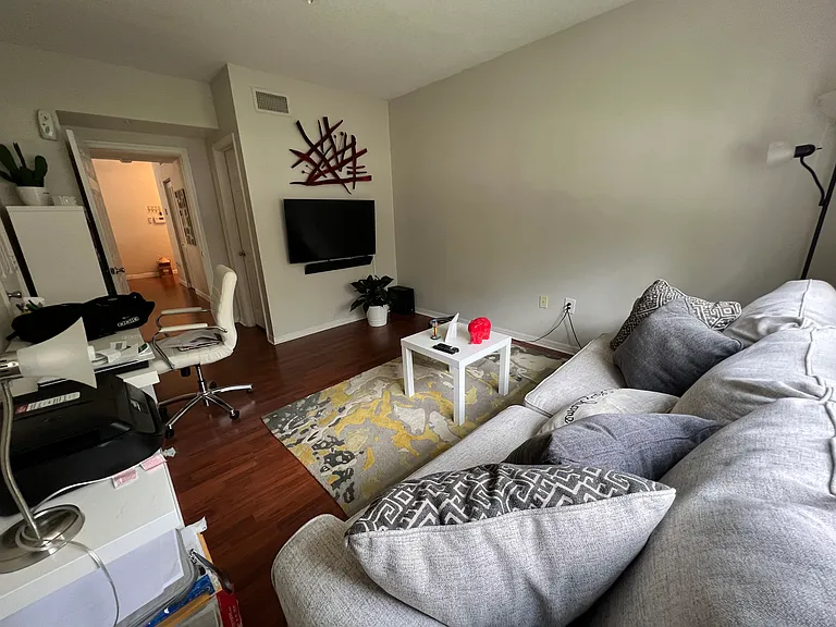 151 SW 117th Ave #207 — Photo 30