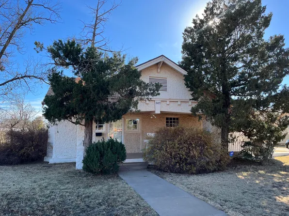 1407 W 7th St, Plainview, TX 79072