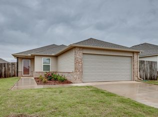 1821 Hannah Ln, Yukon, OK 73099
