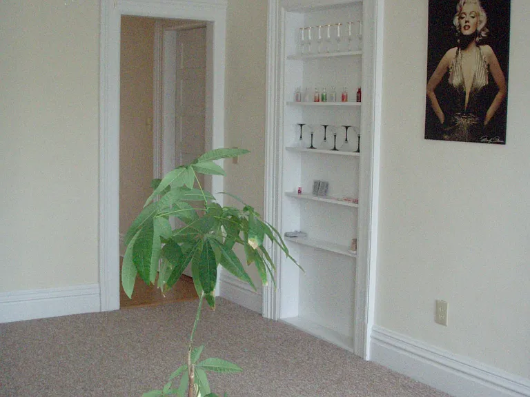 132 3rd St #2 — Photo 5