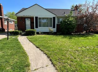 16746 Juliana Ave, Eastpointe, MI