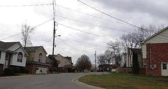 3rd image of 1300 Brendale Ct