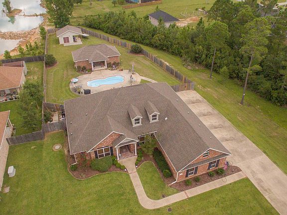 3rd image of 3226 Cypress Creek Dr #D