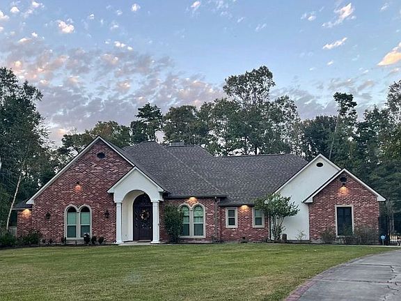 5th image of 43663 Wood Hollow Dr