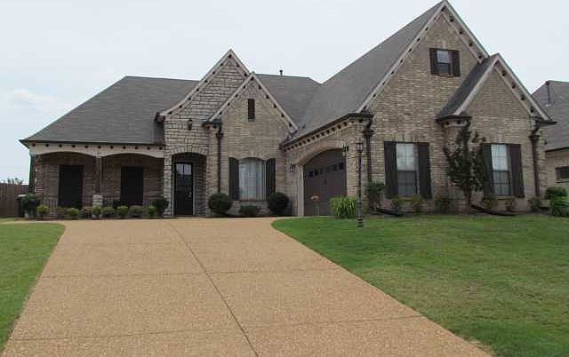 1st image of 20 Misty Meadows Dr