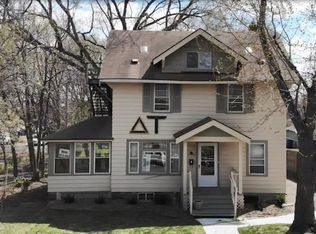 1596 Hewitt Ave, Saint Paul, MN 55104