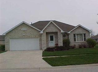 327 9th Cir SE, Demotte, IN 46310